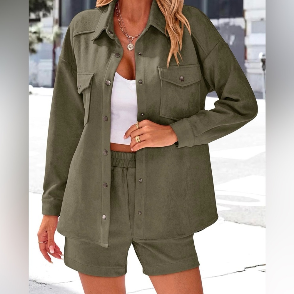 KIRUNDO Womens Two Piece Tracksuit Suede Long Sleeve Shirt Jacket And Shorts Set